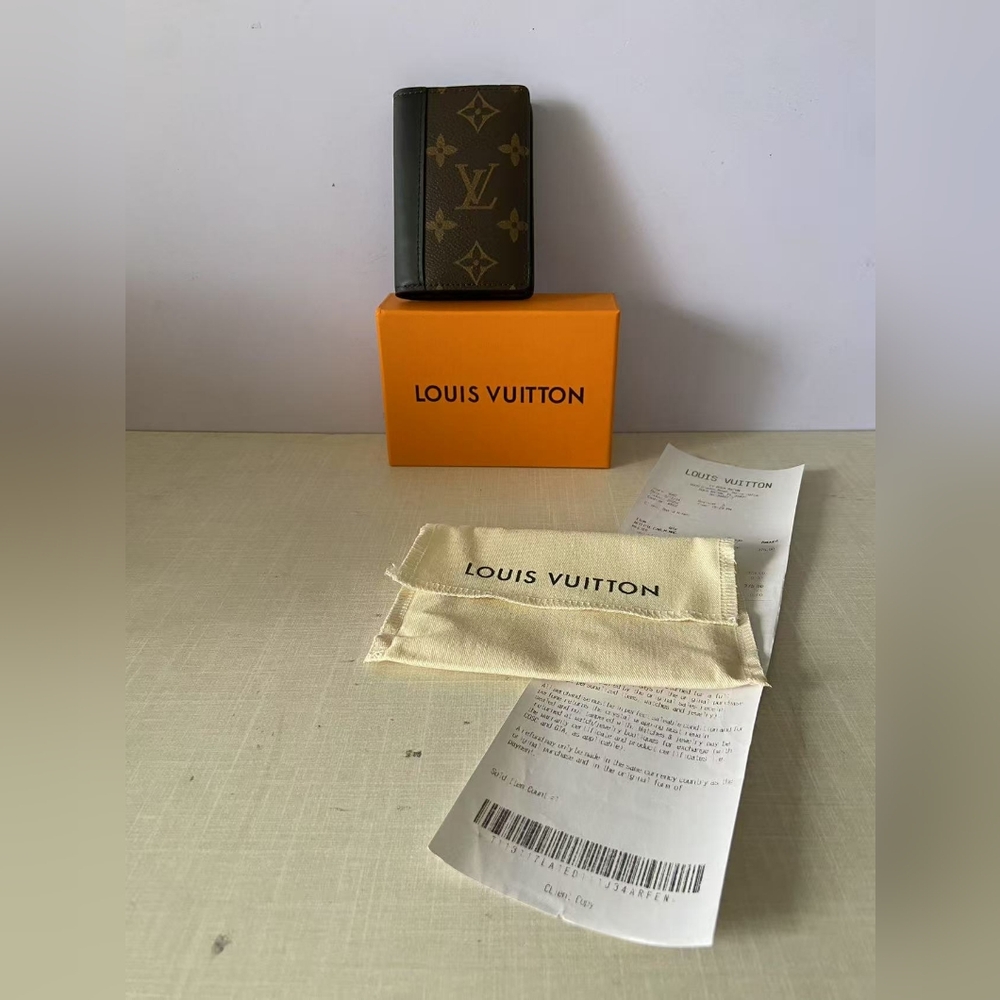 Louis Vuitton Pocket Organizer